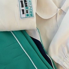 ワカマツ幼稚園　女の子　110-115cm制服の画像