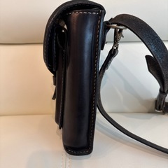 本革ショルダーバッグ、オーダーメイドの画像