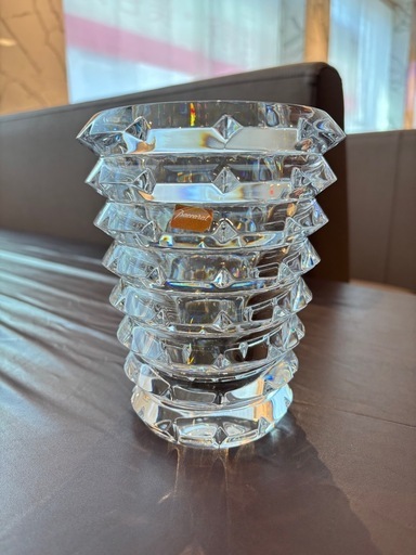 バカラ クリスタル花瓶 カットデザイン バカラ クリスタル花瓶 フラワーベース 正規品 ロゴシールあり (👼) 西