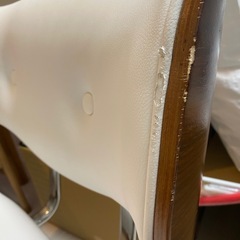 ホワイト　クッション　デスクチェア　北欧風の画像