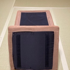 オットマン　椅子の画像