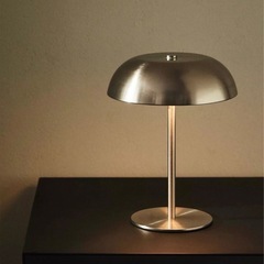 《新品》テーブルランプ ライト タッチ式の画像