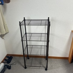 スチールラックの画像