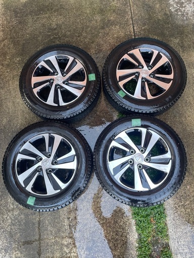 ブリヂストンスタッドレスDM-V2キーラー フォース 16in 7J +5 PCD139.7 4本