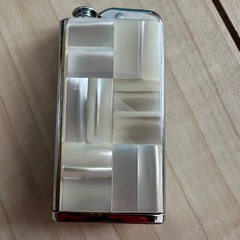 ライター型香水ケースの画像