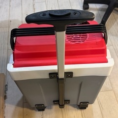 家庭用&車載用ポータブル冷蔵庫アウトドアの画像