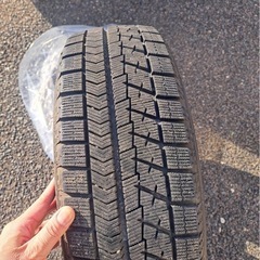195 65 15 スタッドレスタイヤの画像