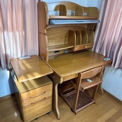 差し上げます！学習机（イトーキ）の画像