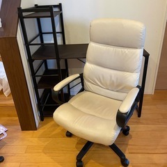 ラック付デスク&チェアーセットの画像