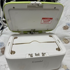 combiおしりふきウォーマー中古品の画像