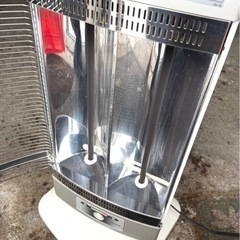 お引取り限定 動作良好 17年製 CORONA コロナ コアヒート 遠赤外線ストーブ 電気ストーブ AH-12RA の画像