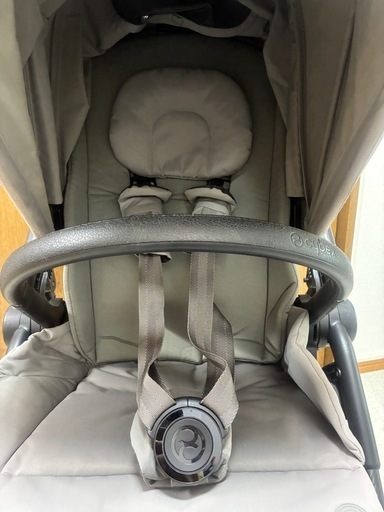 Cybex MELIO CARBON グレー  ベビーカー　　