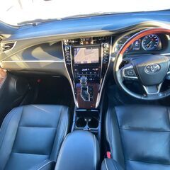 ★信用回復ローン＆自社ローン★ハリアーHV 4WD 全方位カメラ 内装黒 レーダークルーズコントロール 置くだけ充電 パワーバックドア Blu-ray 記録簿 パワーシート 革シート エンジンスターター オートマチックハイビームの画像