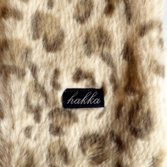 hakka　ヒョウ柄子供用マフラーの画像