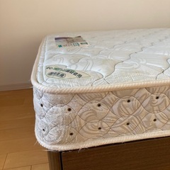 シングルベッドの画像