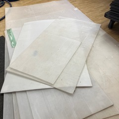 無料☆プラベニヤ半端物全部まとめて☆DIY☆工作☆工事用養生☆保護シートの画像