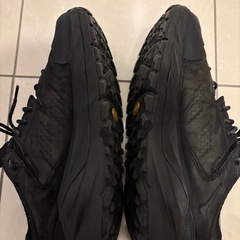 HOKA ONE ONE  KAHA LOW GTXの画像