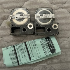 TEPRA SR130 ラベルプリンターとラベルテープセットの画像