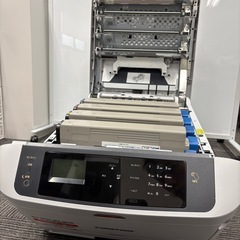 c824dnレーザーカラープリンターの画像