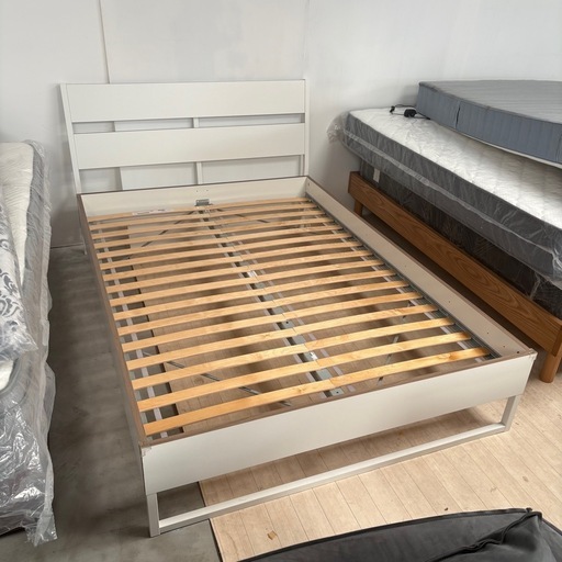 ⭐️IKEA⭐️ ベッドフレーム+ベッドマットレスセット　大阪市近郊配送無料