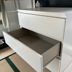 衣装ケースの画像