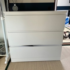 衣装ケースの画像