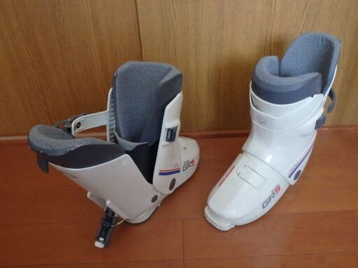 ★★★　カービングスキーHEAD＆スキー靴、ポールのセット　★★★