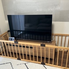 【値下げ交渉可】幅140テレビ台 ローテレビ台 50V型対応　木製 LOWYAの画像