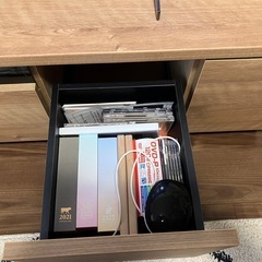 【値下げ交渉可】幅140テレビ台 ローテレビ台 50V型対応　木製 LOWYAの画像