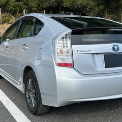 検長R9年3月★プリウス★ﾊｲﾌﾞﾘｯﾄﾞﾊﾞｯﾃﾘｰ良好 の画像