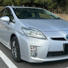 検長R9年3月★プリウス★ﾊｲﾌﾞﾘｯﾄﾞﾊﾞｯﾃﾘｰ良好 の画像