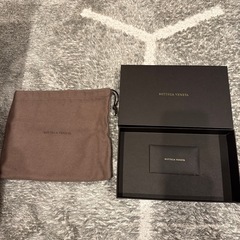 正規品ボッデガヴェネタ 長財布　黒×青の画像