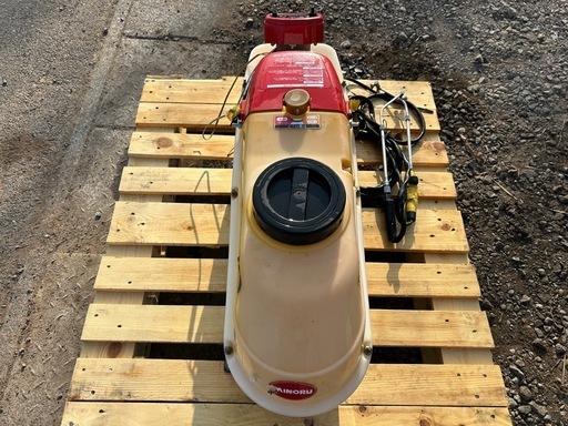 みのる産業　バッテリー散布機　噴霧機 ラクスター FBD-50T 高架型作業車用　バッテリー　走行　動力噴霧機　動墳　噴霧器　散布　消毒　除草　防除　薬剤　噴霧ノズル　充電器付き　簡易始動動画あり　宮崎