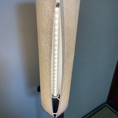 間接照明　フロアランプの画像