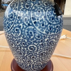 陶器製テーブルランプの画像