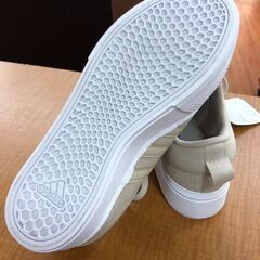 ジモティ割引有★【ジャングルジャングル岸和田店】アディダス BRAVADA 20 PLATFORM W IE2 ベージュ 23.5CM 　南大阪 岸和田市 貝塚市 泉佐野市 和泉市 忠岡町 熊取町の画像