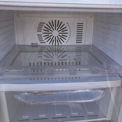 2003年製　三菱電機 前開き冷凍庫 121L ホワイト MF-U12A-H1の画像