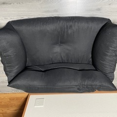 【美品・ヘタリなし】フロアソファ 2人掛け ブラック クッション付きの画像