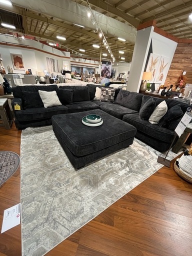 Ashley HomeStore LAVERNETT ラバーネット 3ピース セクショナルソファ（チャコール系）/ 1〜3年使用 