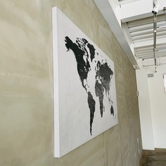 【美品】BoConcept 世界地図 アート 100×180 コンクリート 希少の画像