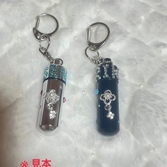 キーホルダーカプセル