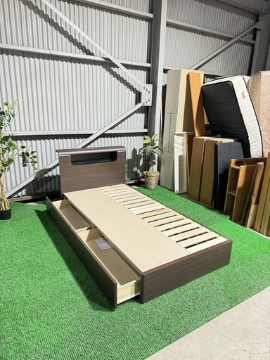 ?激安?❗️配送•設置?❗️♻️処分撤去♻️収納付きフランスベッド　品質がいいマットレスセット コンセント付き