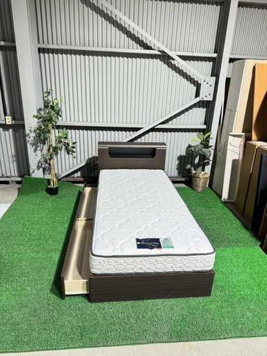?激安?❗️配送•設置?❗️♻️処分撤去♻️収納付きフランスベッド　品質がいいマットレスセット コンセント付き