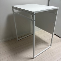 IKEA 机大きくできますの画像