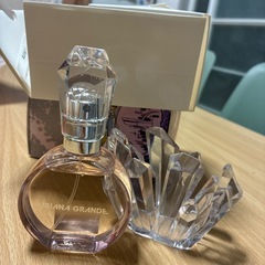 Ariana Grande R.E.M. 30ml 香水の画像