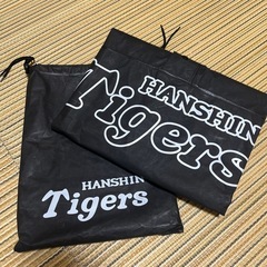 阪神タイガースレインポンチョの画像