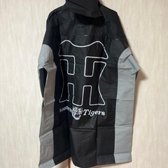 阪神タイガースレインポンチョの画像