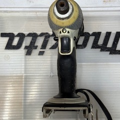 【別府市】マキタ 充電式インパクトドライバ TD130D 本体＋充電器 動作良好 中古の画像