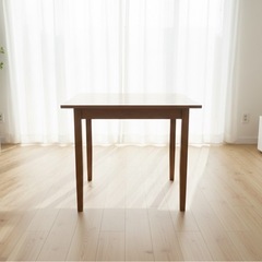 机と椅子セットの画像