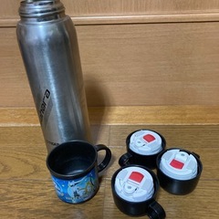 女の子　学童品　男の子　水筒などの画像